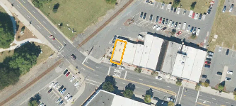 330 Main St