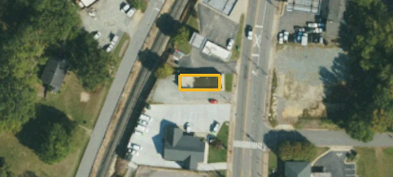 303 Main St