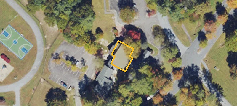 70 Sapphire Vly Rd