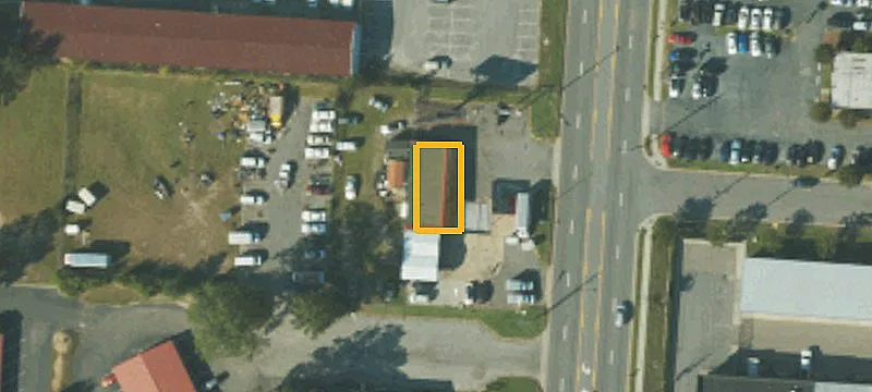 2800 Memorial Dr