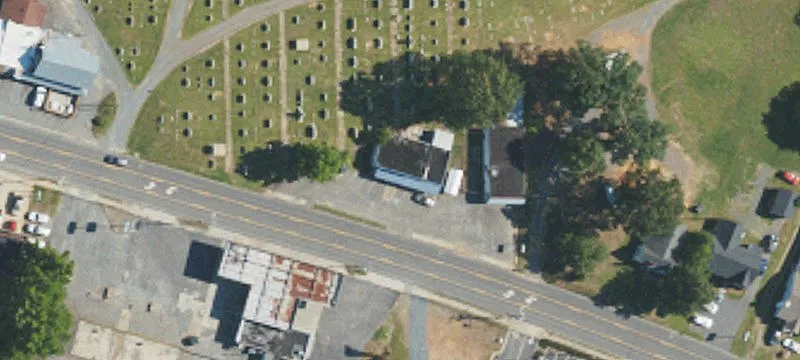 1409 Main St
