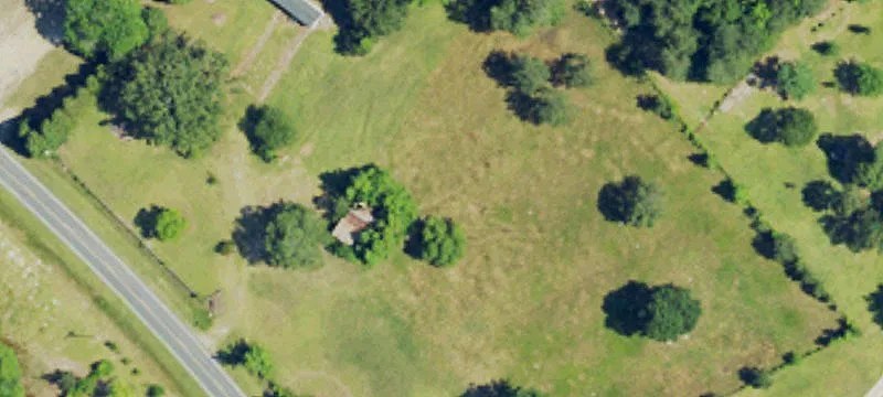 2582 Darroch Rd