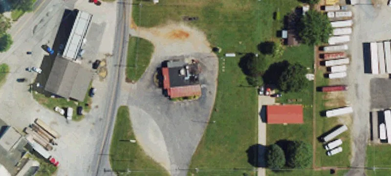 8520 Hillsville Rd