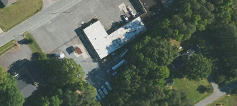 2121 Main St