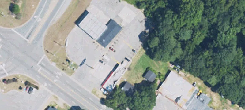 907 Main St