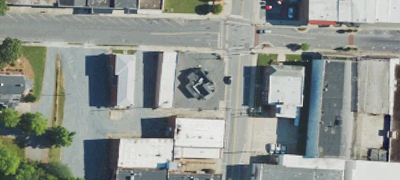 305 Sunset Ave