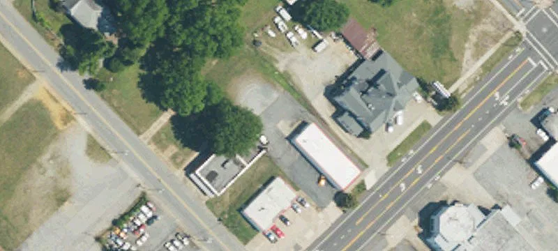 418 Main St