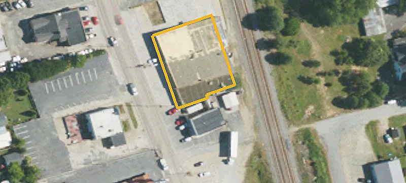 923 Main St