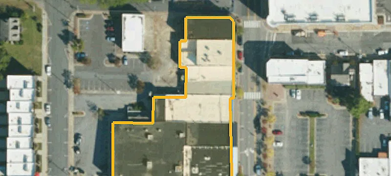 208 Main St