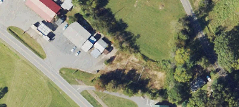 1676 Memorial Hwy