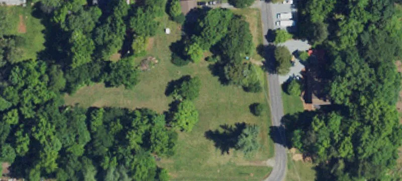 3704 Girard Rd