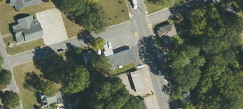 300 Mtn St