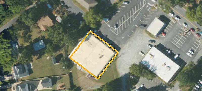 343 John St