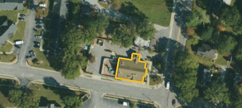 724 Main St