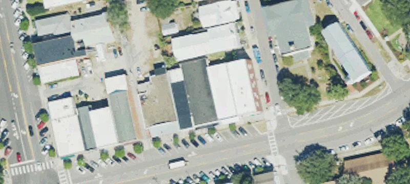 121 Moore St