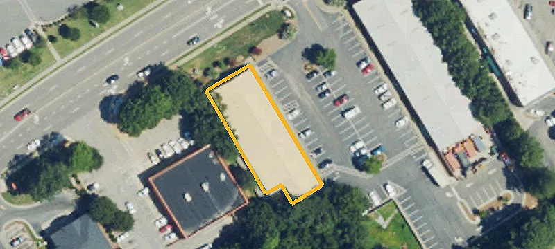 2115 Main St