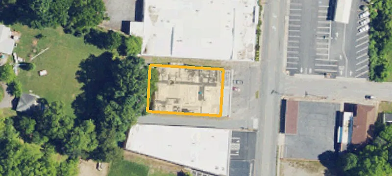 812 Scales St