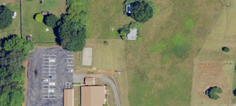 2808 Swallow Rd