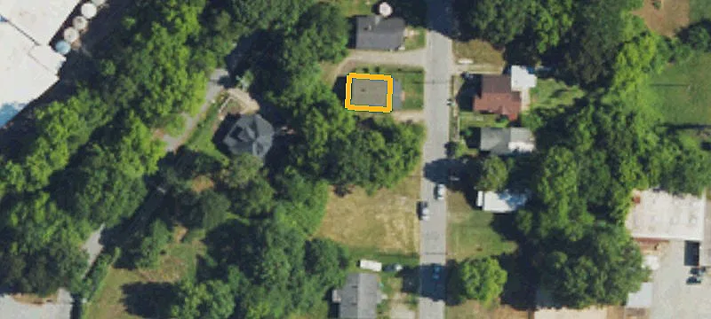 310 Ennis St