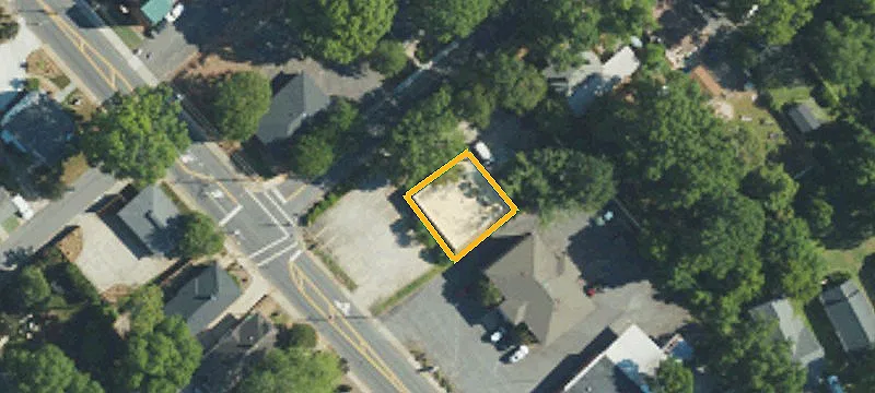 98 Church NE St