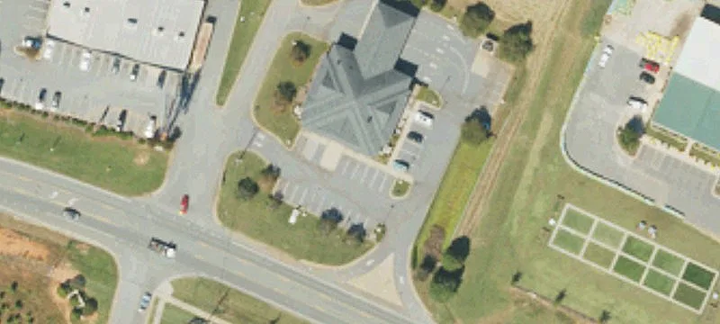 1074 Riv Hwy