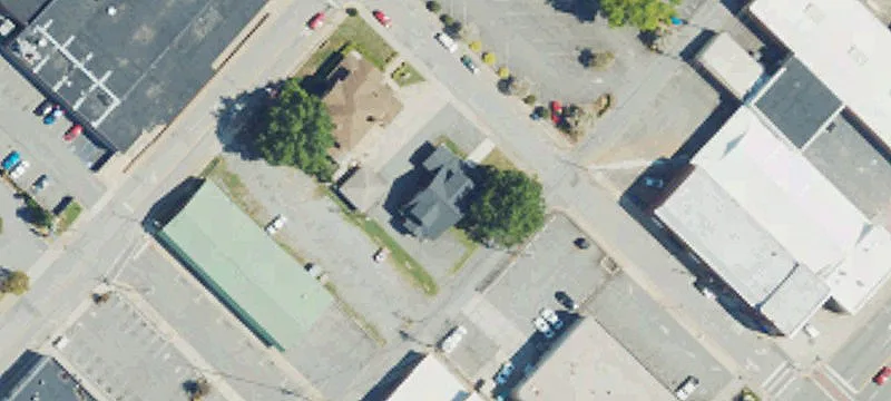 21 2nd St