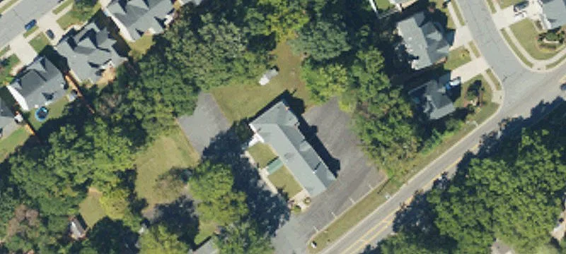 1450 Main St