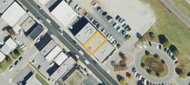 324 Main St