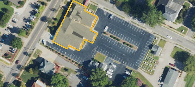 405 Main St