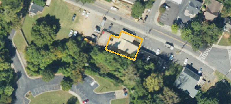 3346 Commonwealth Ave