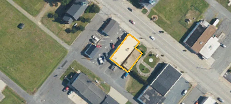 319 Main St