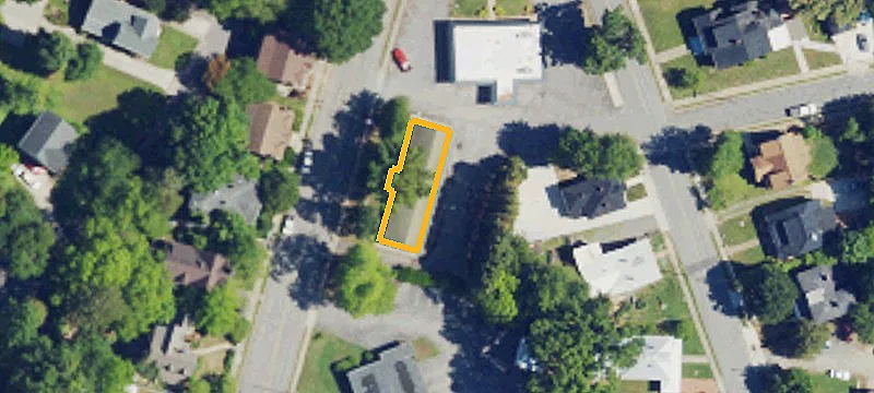 1111 Main St