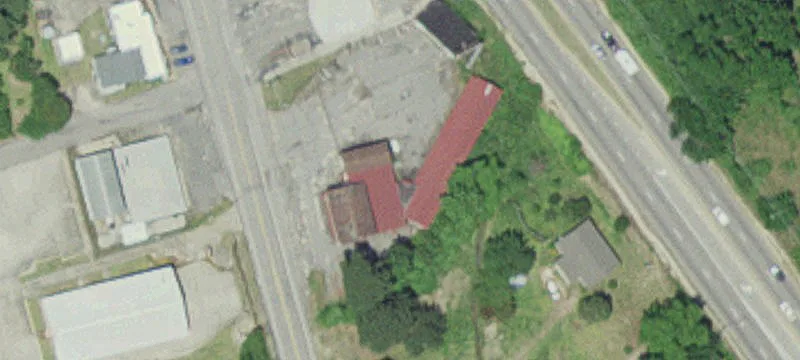 718 Main St