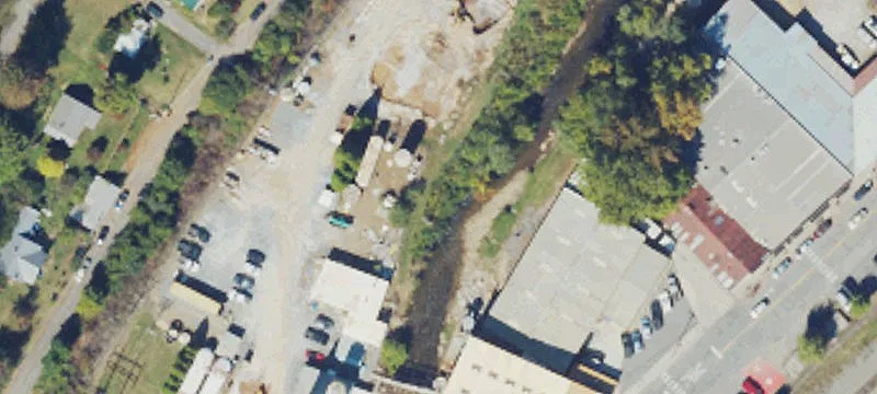 102 Commerce St