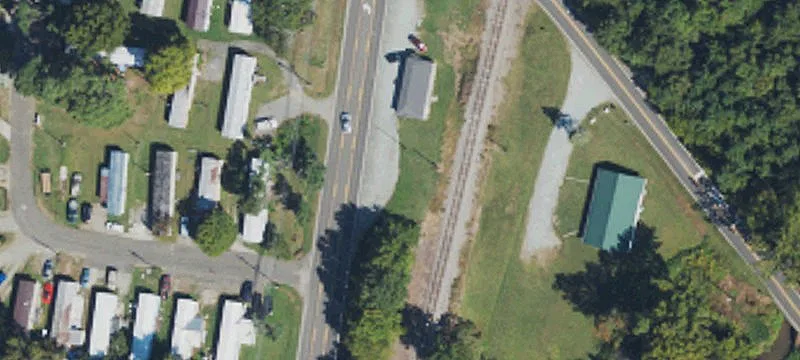 1272 Main St