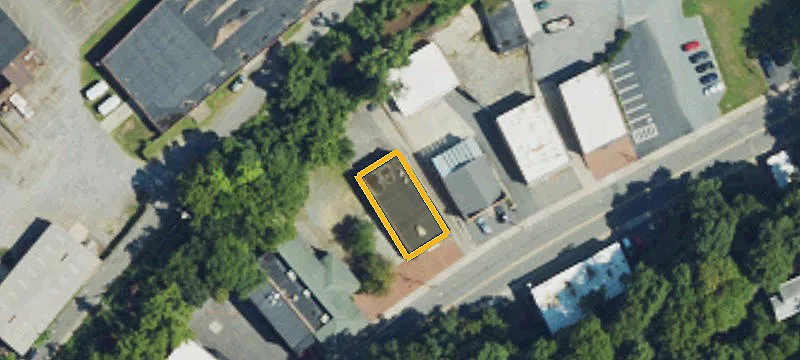 435 End Blvd