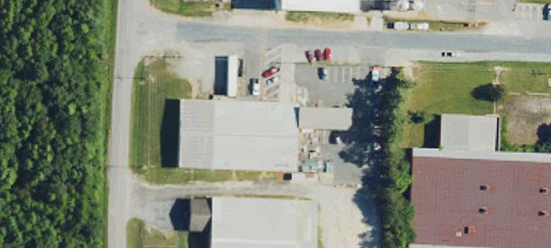 6083 Lois Ln