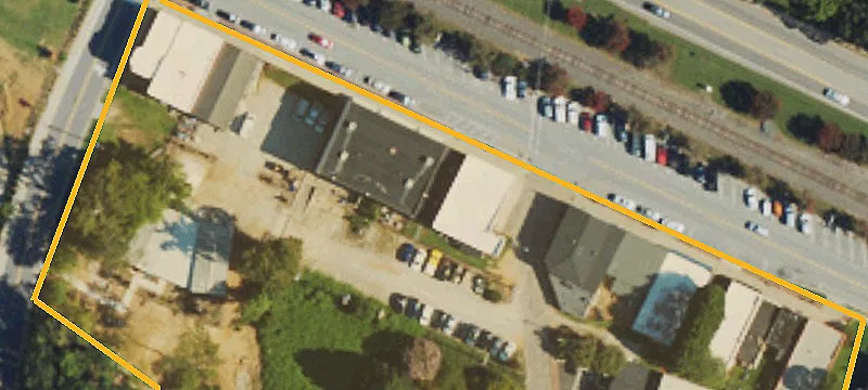 105 Main St