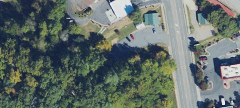 1362 Main St