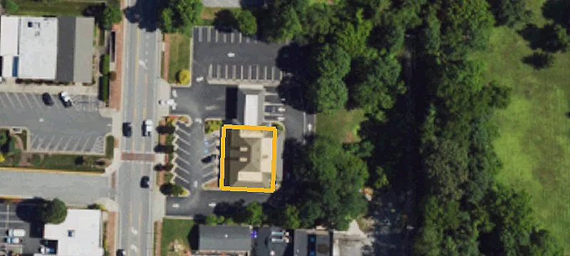 124 Main St