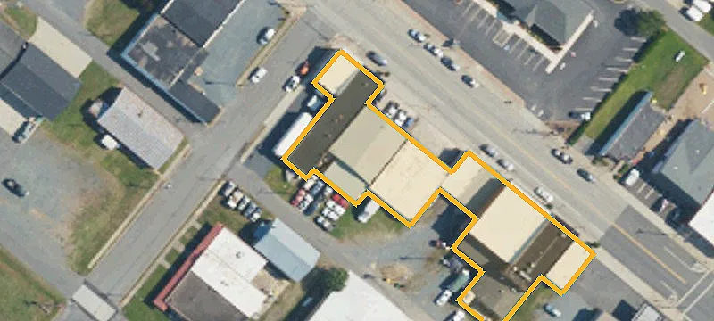 225 Main St