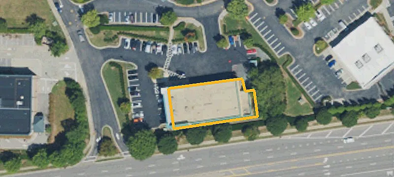2002 Saint Charles Pl