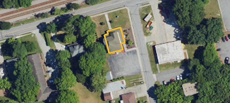 201 Main St