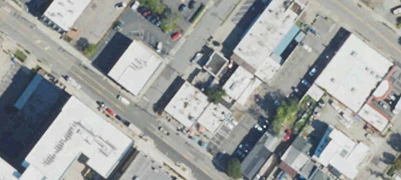 912 Main St