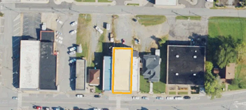 221 Main St