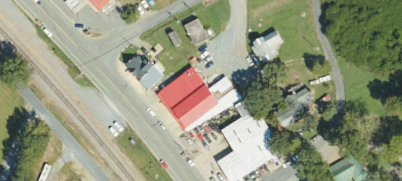 1989 Main St