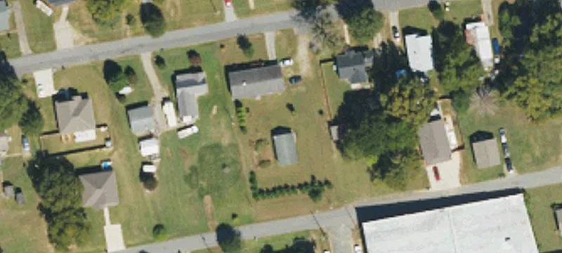 201 Poplar St