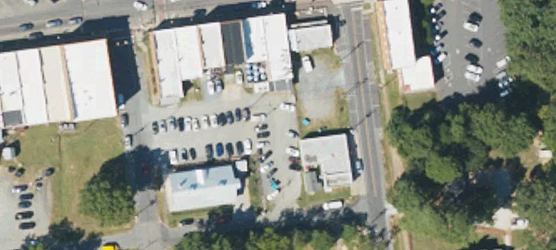 114 Es Main St