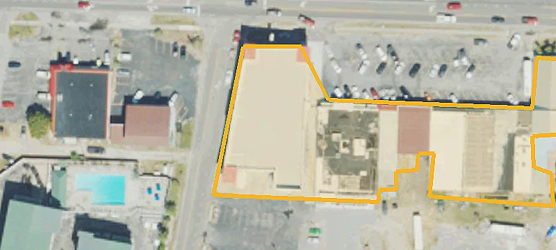 5801 Oak Is Dr