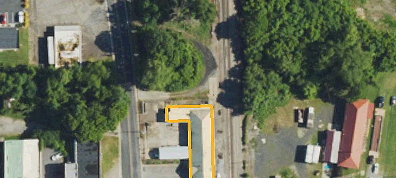 203 Murphy St